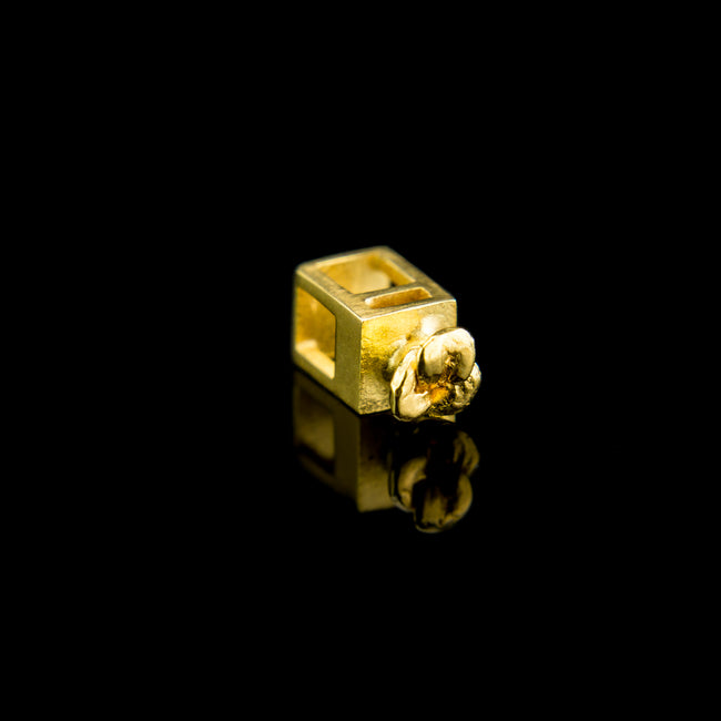 Single Floral Morphic Block