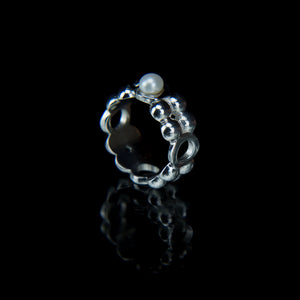 Geometric Designer Ring in 9K White Gold with a Fresh water Pearl